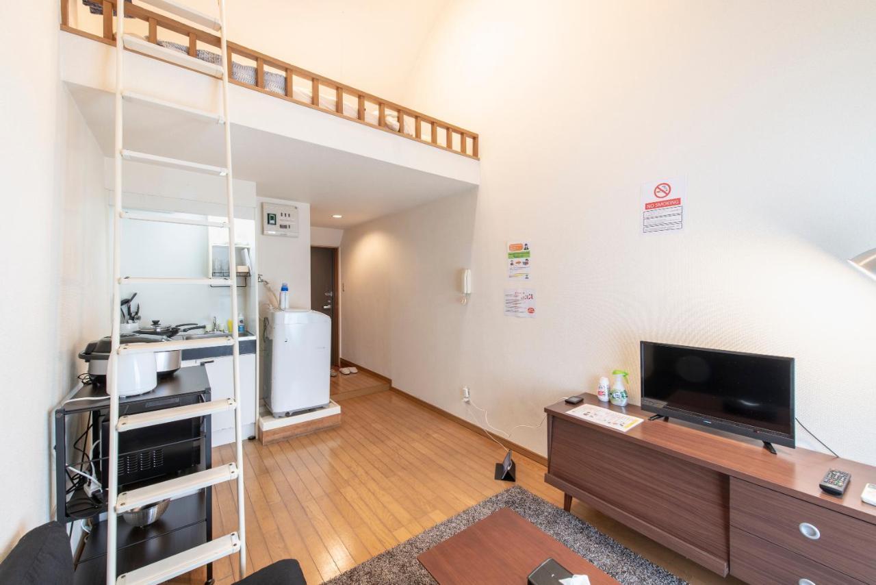 Apartment Toho Building Tokyo