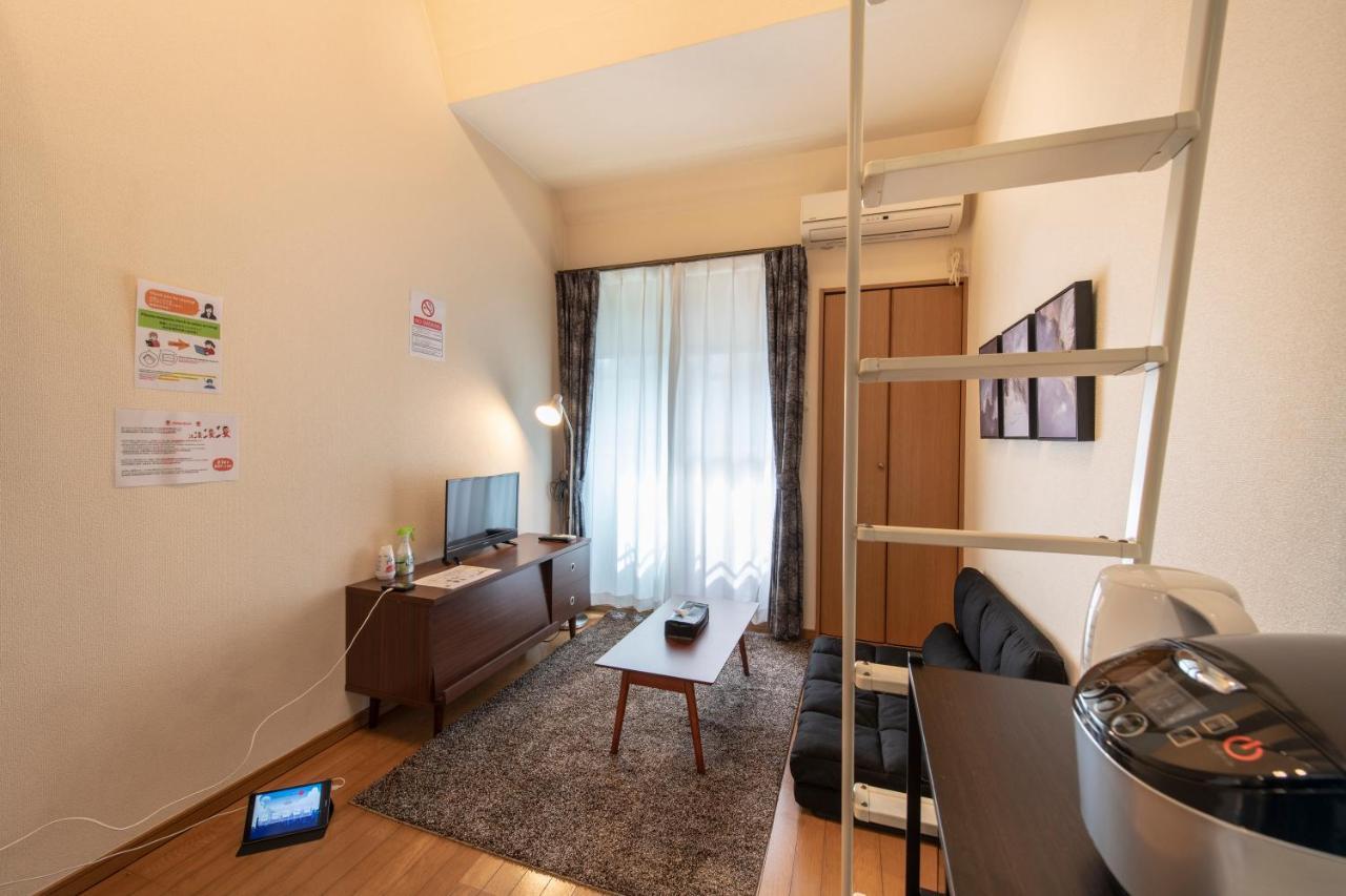 Toho Building Apartment