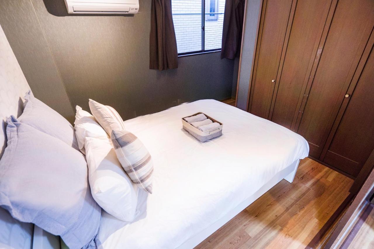 Apartment 10ppl Shinjuku Gyoen丶 National Garden丶 Kabukicho丶 Shinjuku Station丶 Golden Gai丶 Metropolitan Government Building Eow4 *