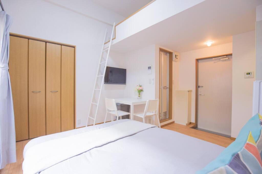 閑静な住宅街_暖かく居心地の良いデザイン Yow-4 Tokyo