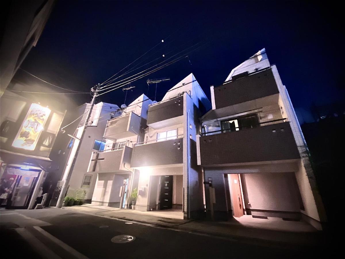 Eternity House 新宿大久保 * Tokyo