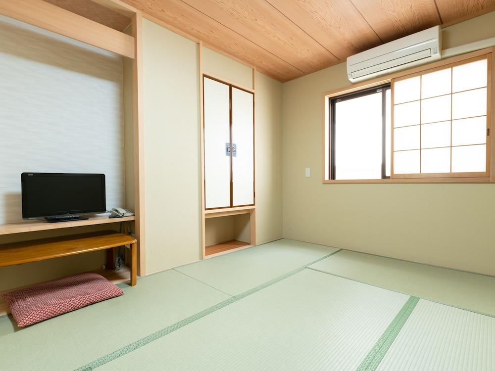 Ryokan Sakura Asakusa Iriya 2*