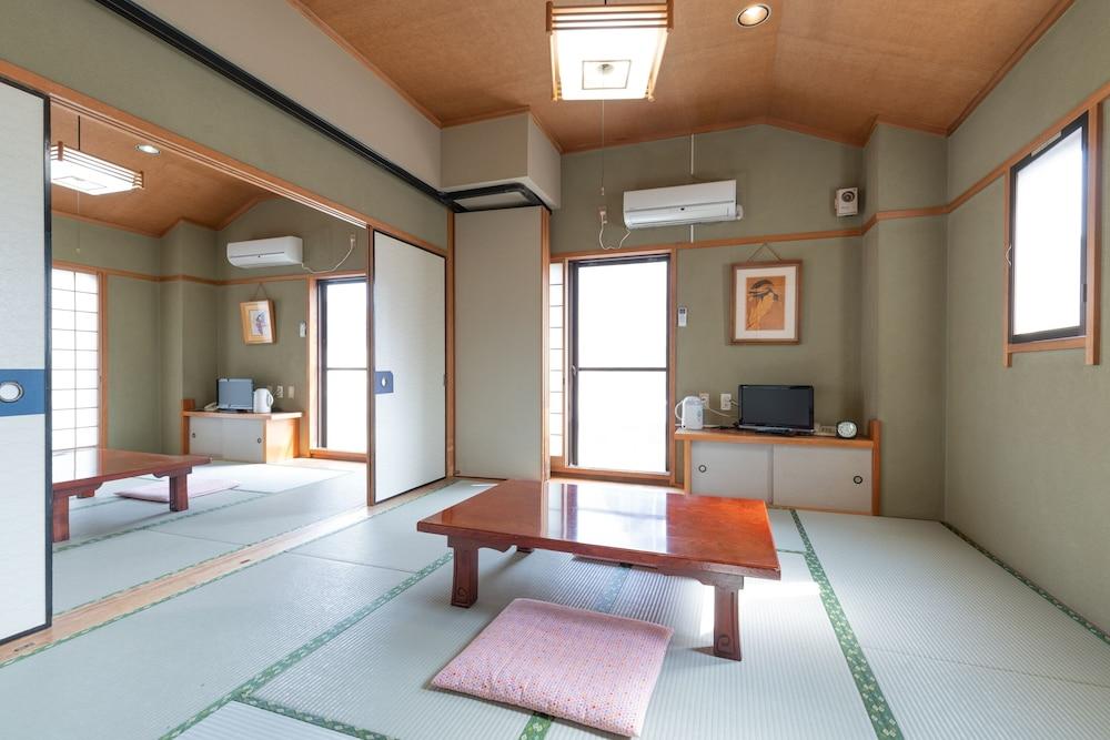 Sakura Asakusa Iriya 2*