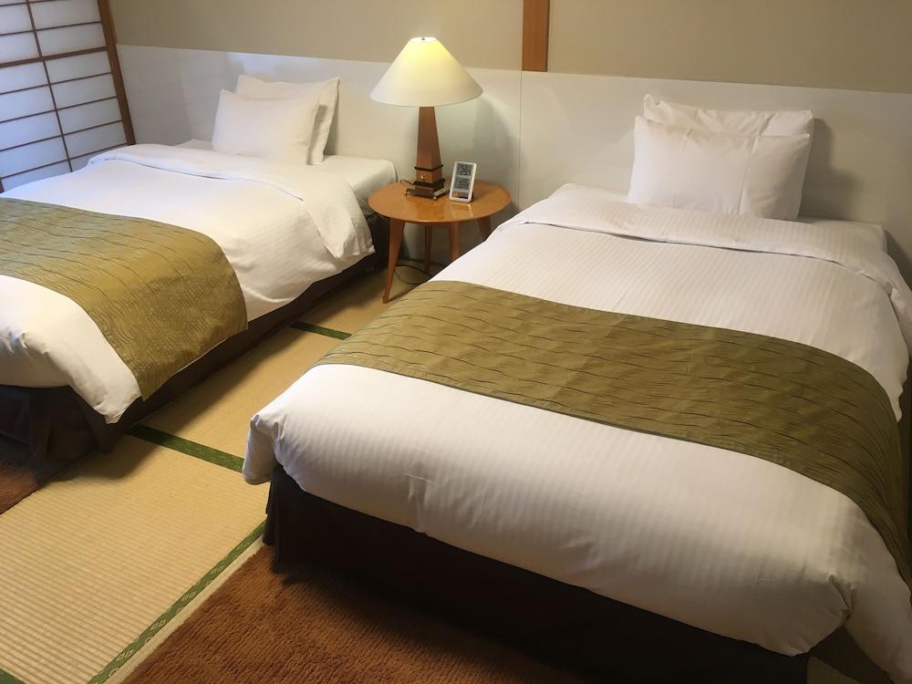 Nakano Sunplaza 3*