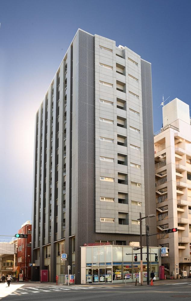 Nishitetsu Kamata 3*