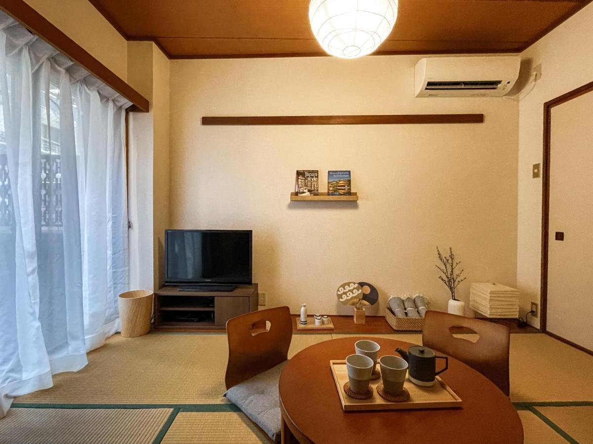 サンモールクレスト Apartment