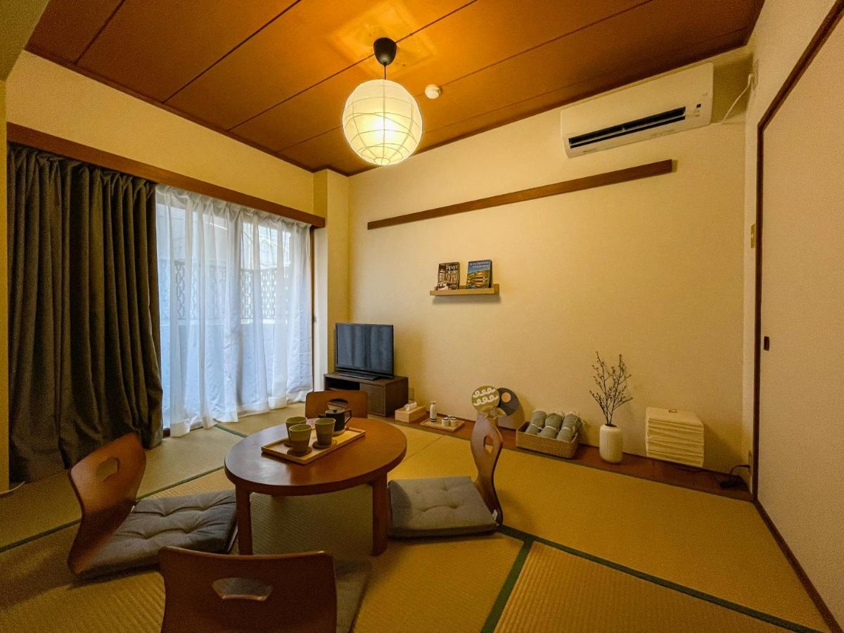 サンモールクレスト Apartment