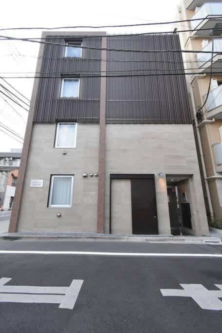 Apartment 東駒形103