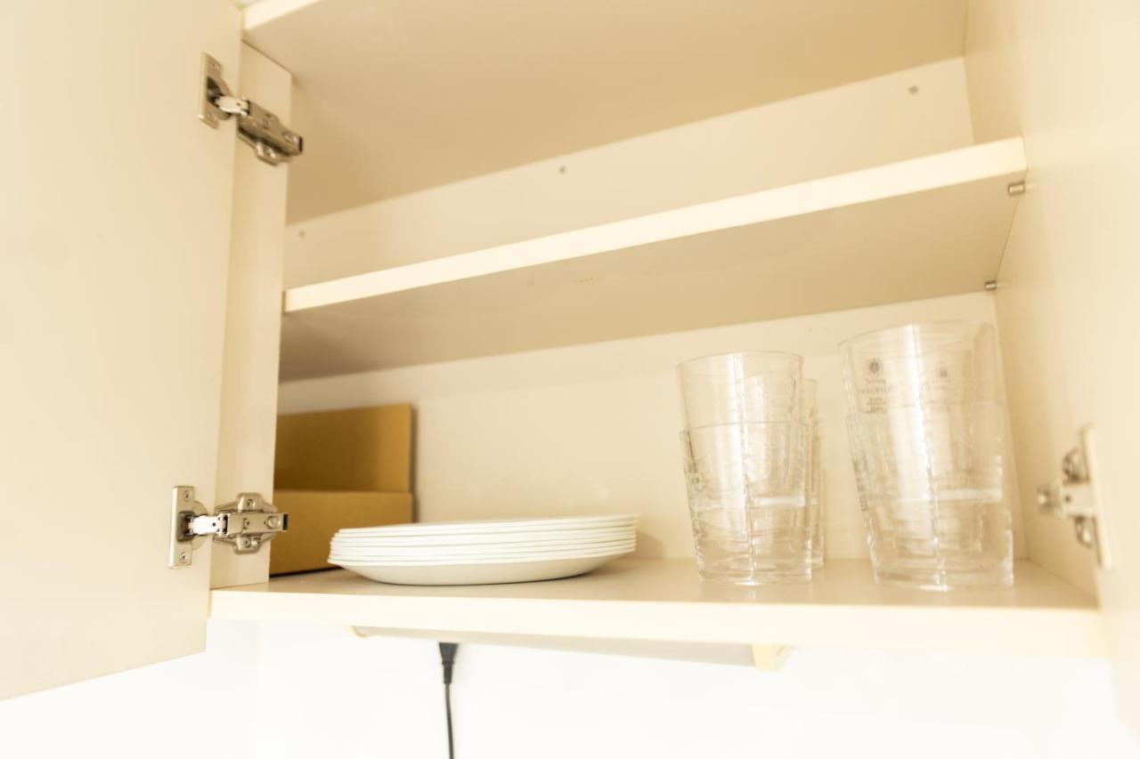 East Shinjuku Triplex: 3-bedroom With Shared Shower