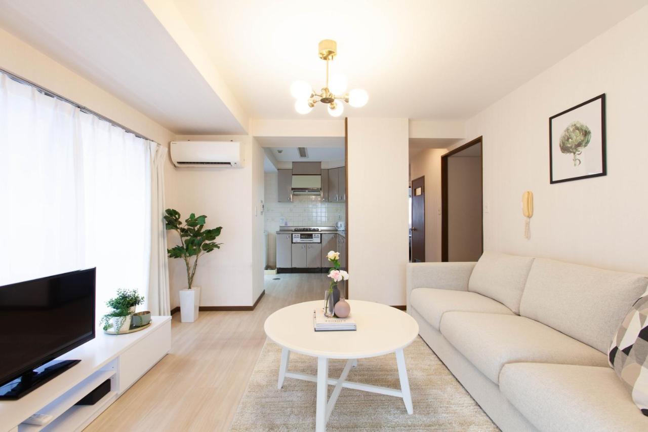 Second Hojo Building Apartment
