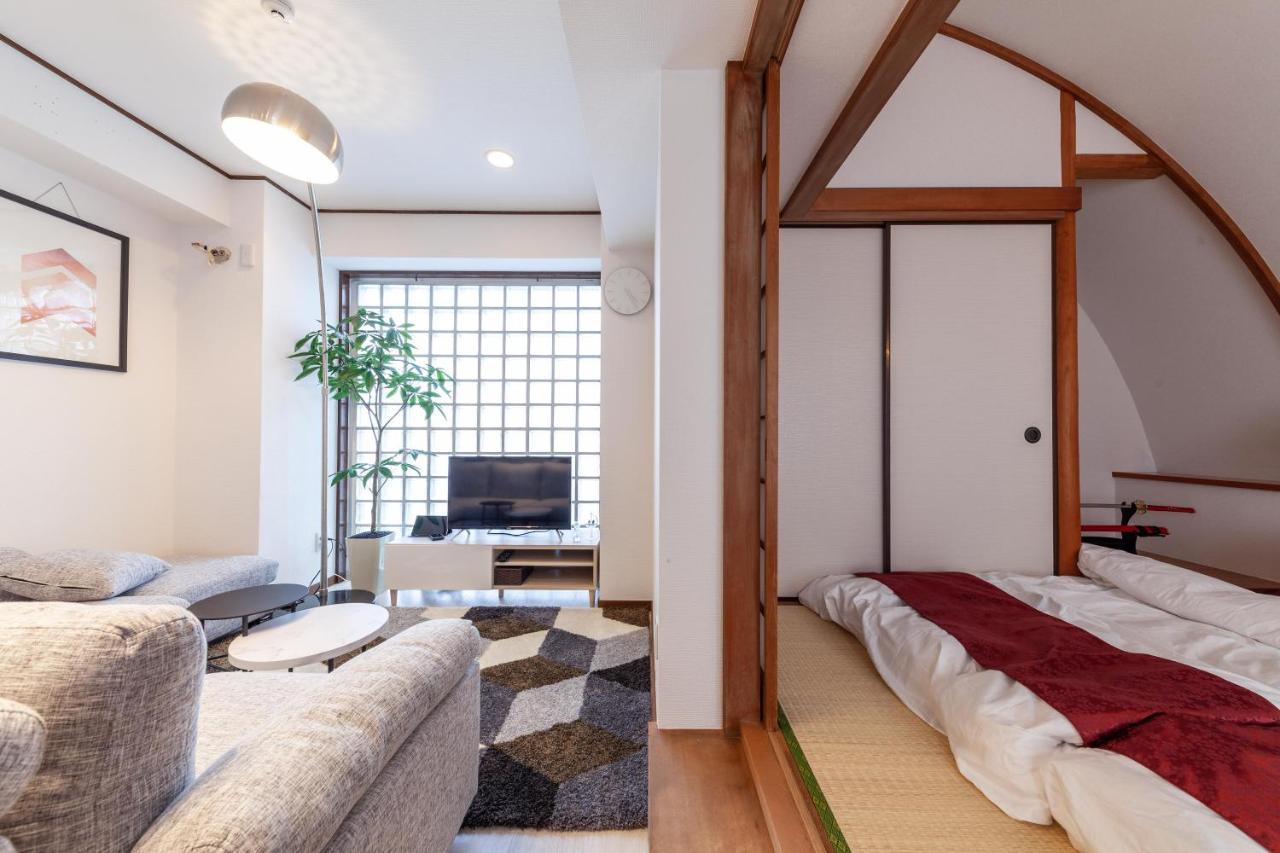 Media Complex Building Apartment *