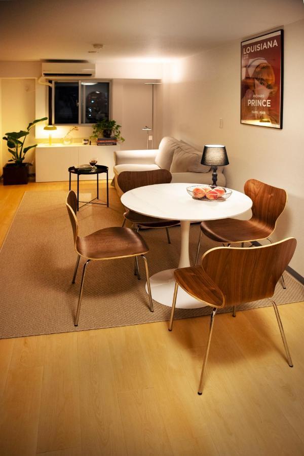 #9 3mins To Station 1stop To Shinjuku Stylish With Plenty Of Sunlight Apartment