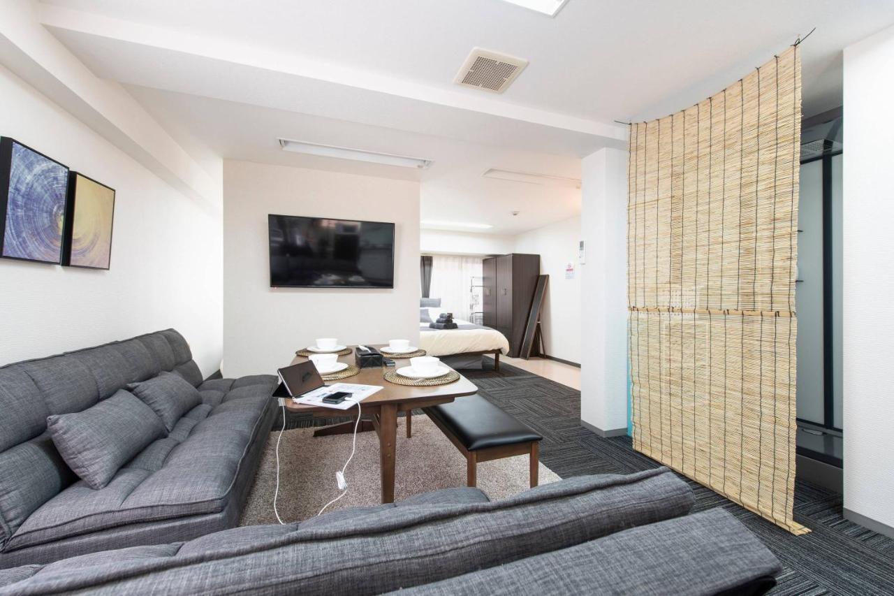 Tsukimura Building Apartment *