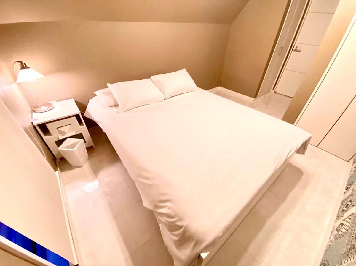 Eternity House 新宿大久保 * Tokyo
