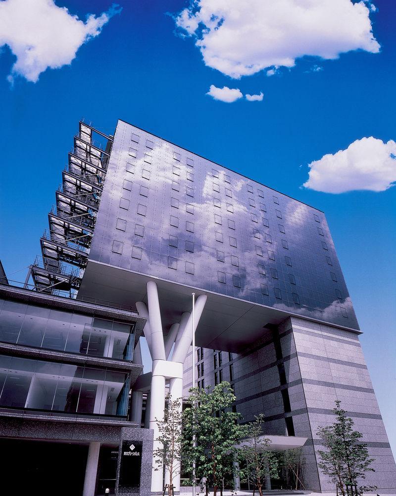 Palace 3* Tokyo