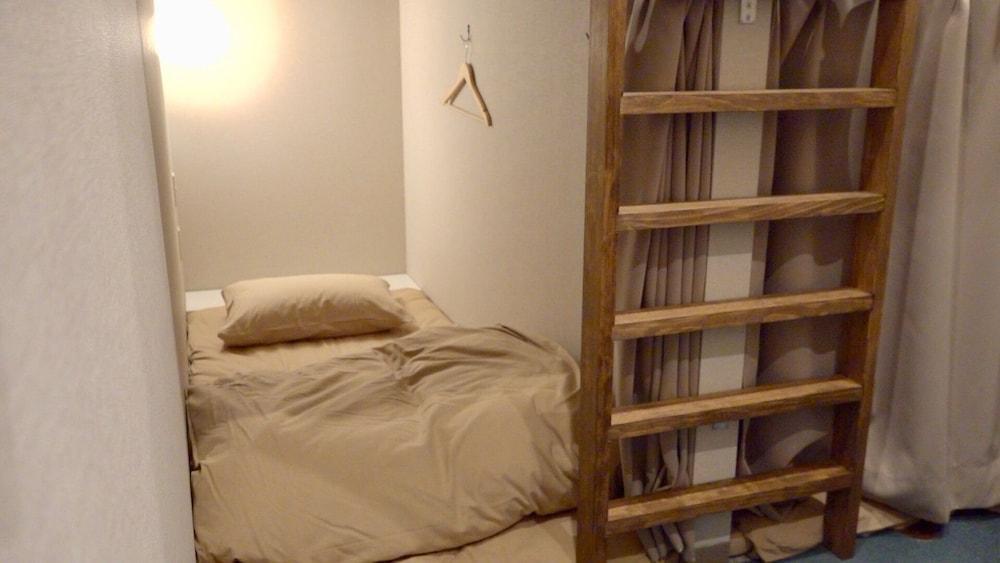 Hostel Bnb+ Secret Base Mejiro *