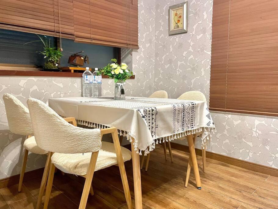 Apartment 新規リフォーム戸建/バス徒歩1分/子供遊びスペース/ネットtv *