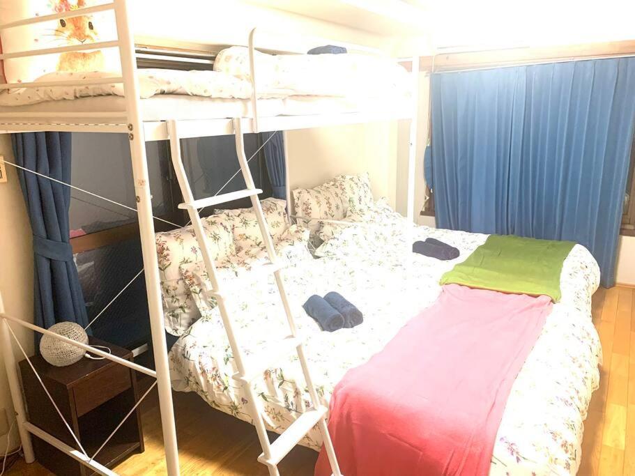 Kd House 301 *