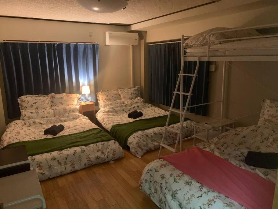 Kd House 301 *