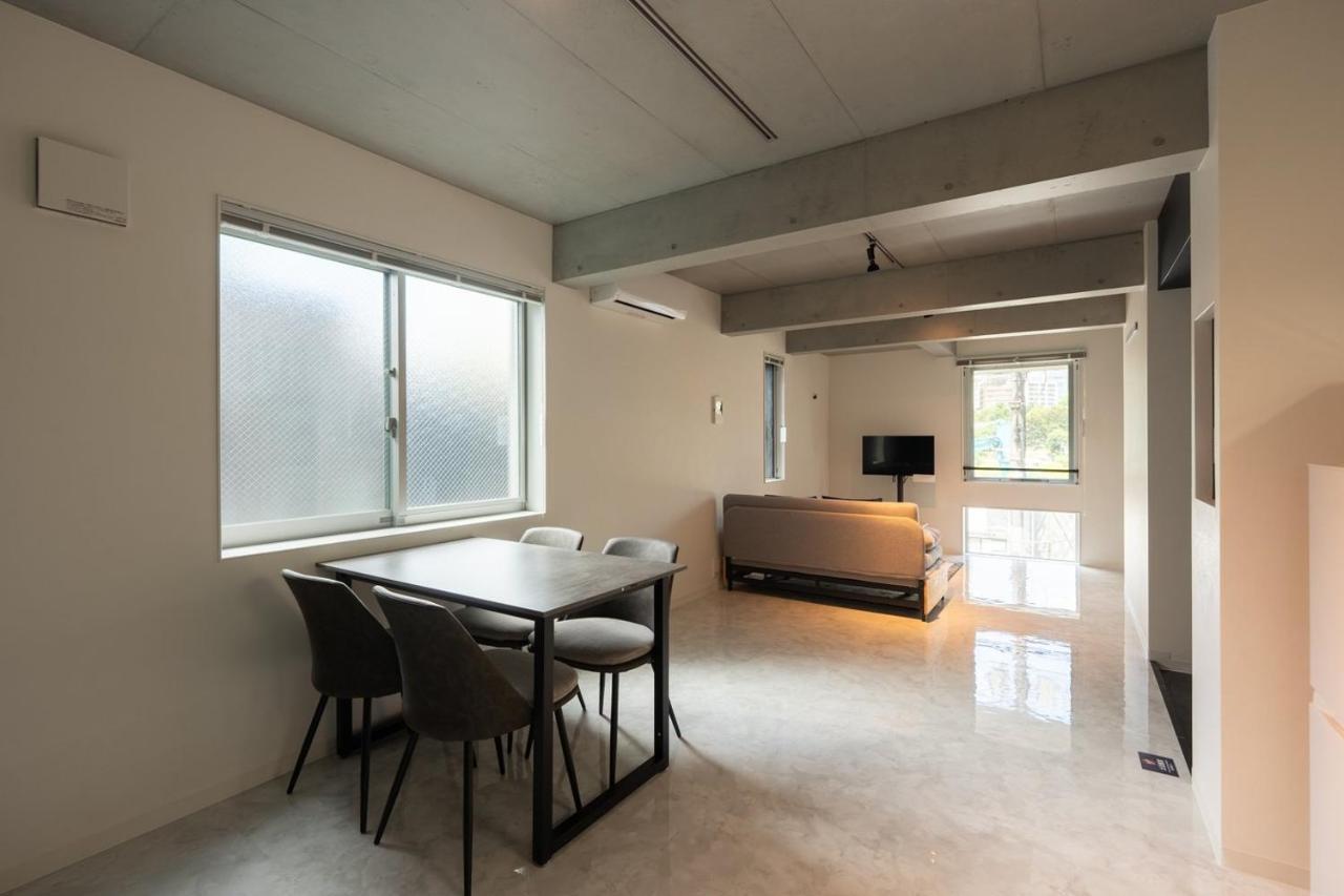 Luxe Minami Aoyama *