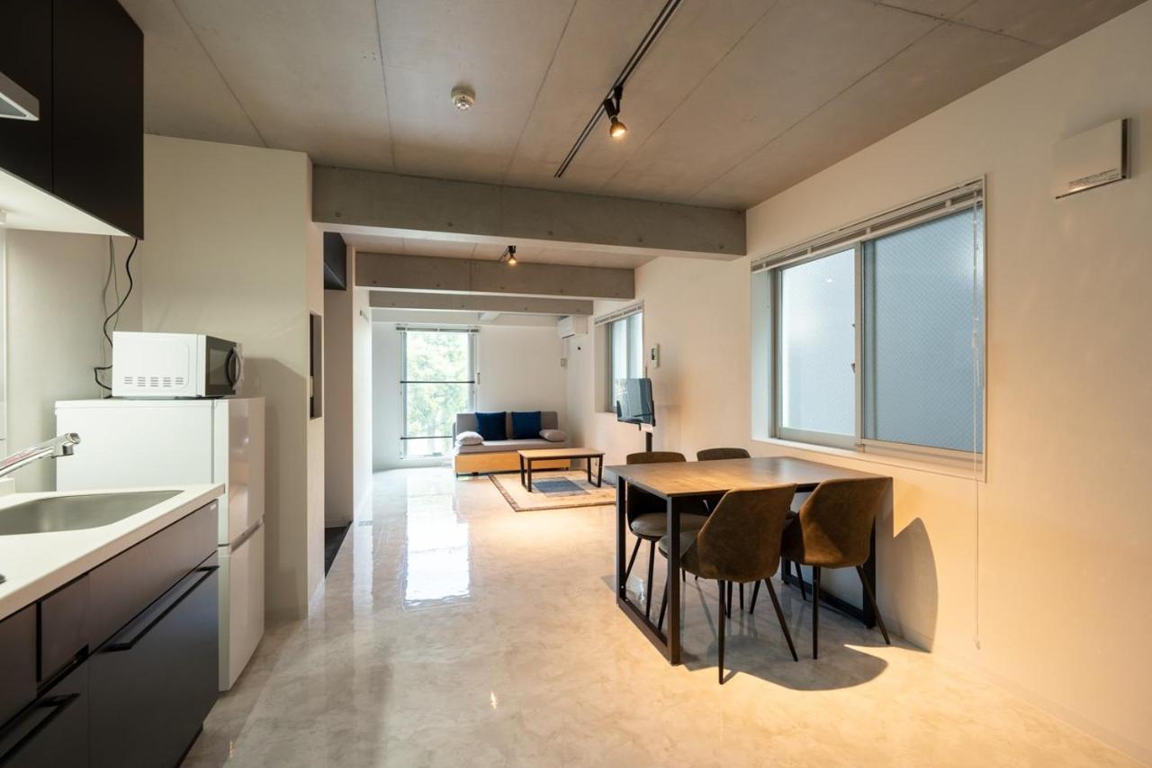 Luxe Minami Aoyama *
