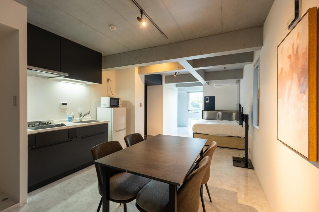Luxe Minami Aoyama Apartment *