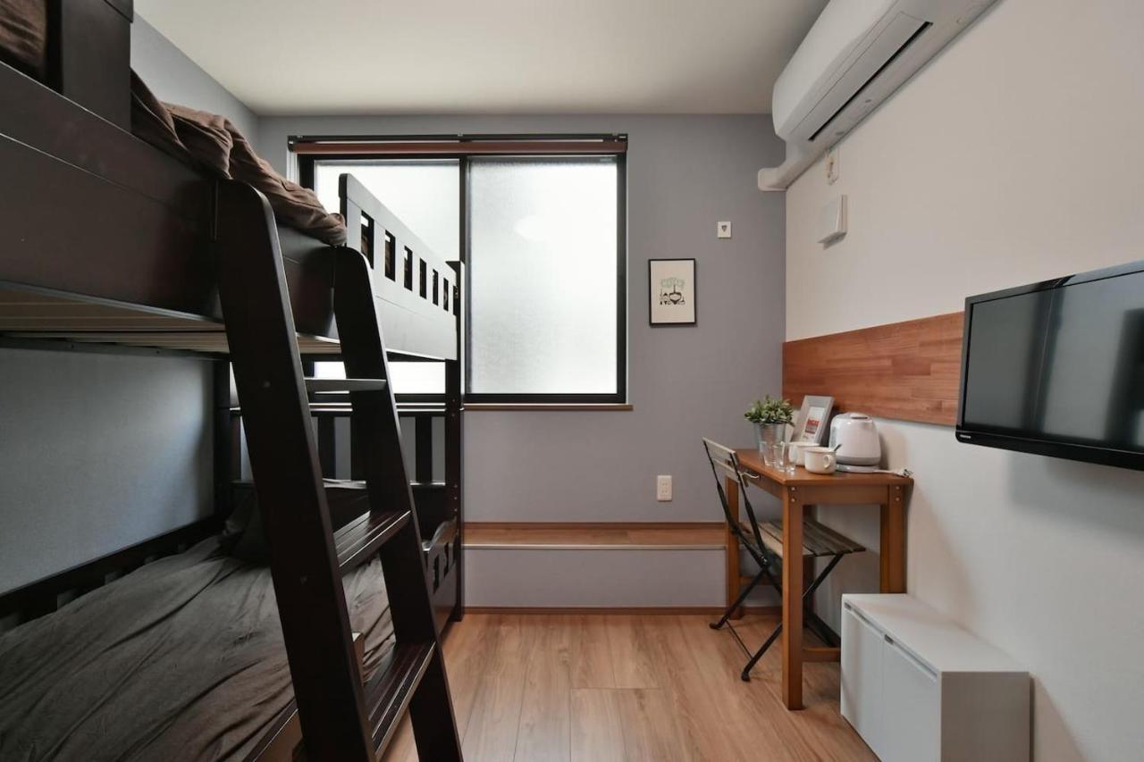 Style Wood Sangenjaya - Vacation 68724v Apartment