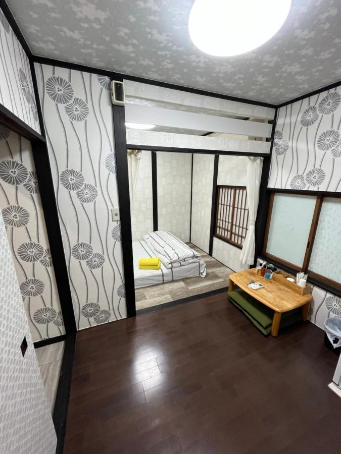 Lucky Hotel