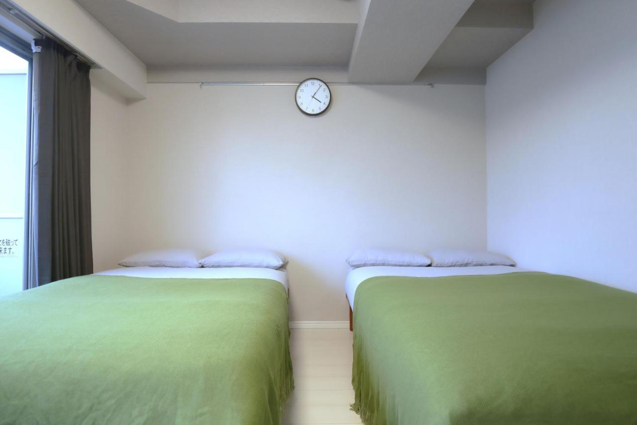 Apartment Shinjuku Retreat: Authentic Experience Near Higashi-shinjuku Station