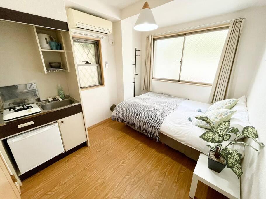 Comma House Takadanobaba 101+102 Apartment *