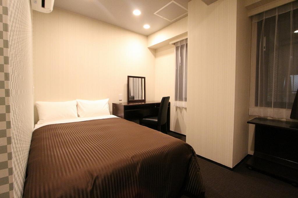 Livemax Nihonbashi Hakozaki Hotel Tokyo