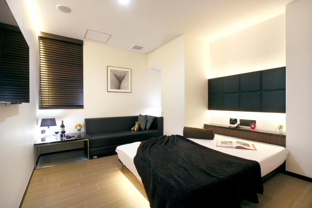 Love hotel Duo Kinsicho 2*