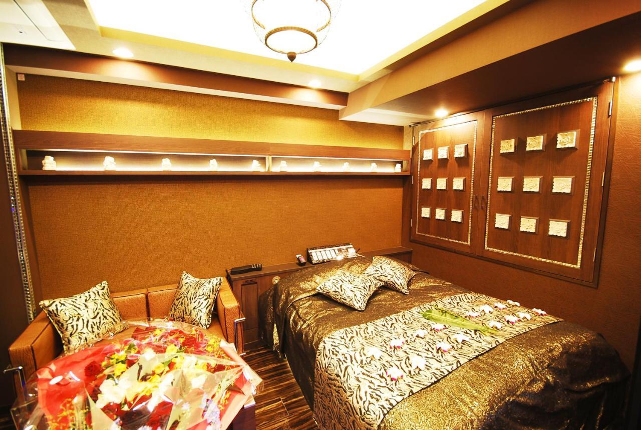 Sara Kinshicho (adults Only) Love hotel *