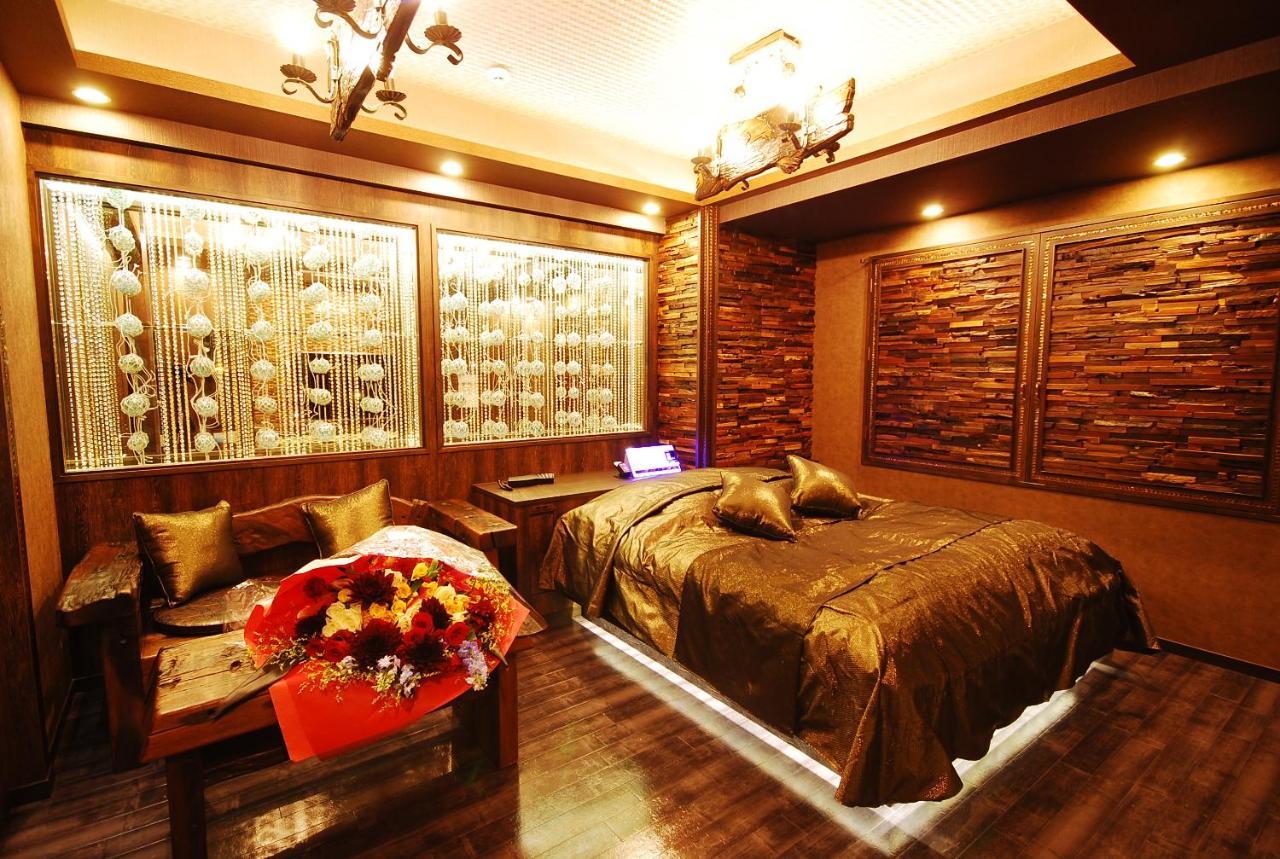 Love hotel Sara Kinshicho (adults Only)