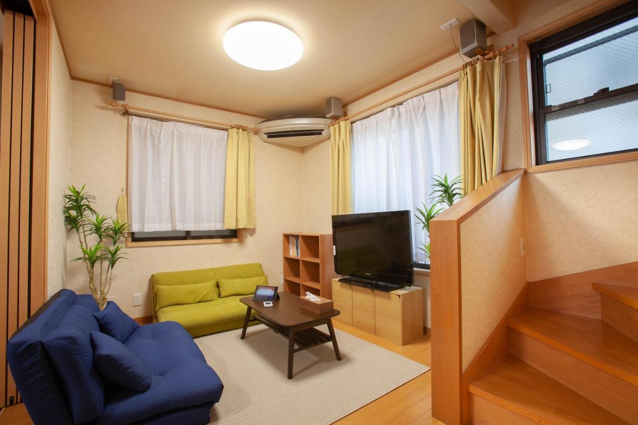 Apartment Lucky Higashimizue ラッキー東瑞江