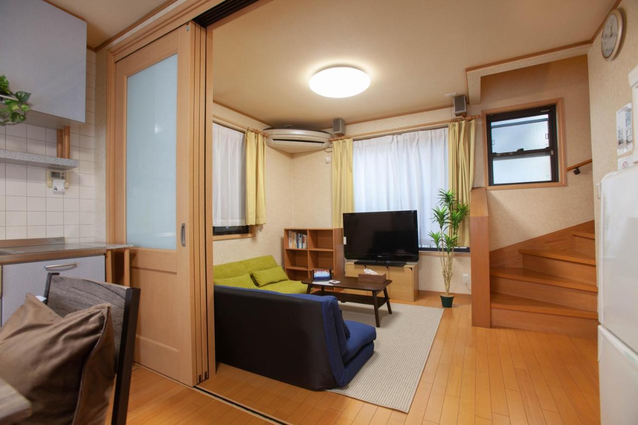 Lucky Higashimizue ラッキー東瑞江 Apartment Tokyo