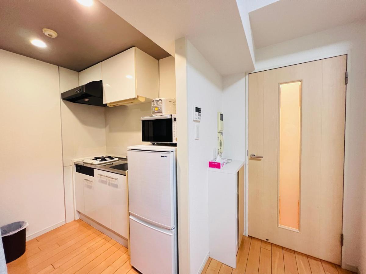 Jun Kbk- 606 Apartment