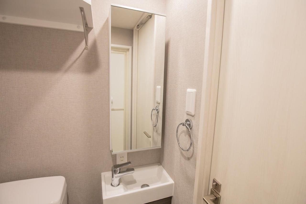 Chic And Contemporary Trendy Bnb In The Heart Of The City- Y02i *