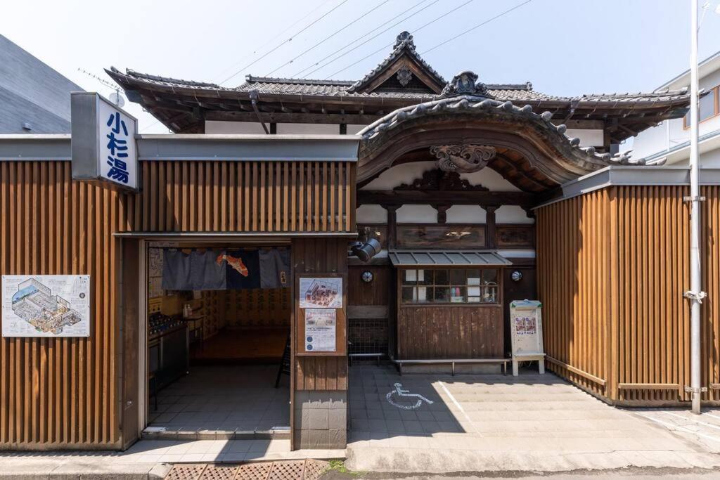 Apartment Value Stay, Immerse In Local Culture, Prime Location & Fast Wifi