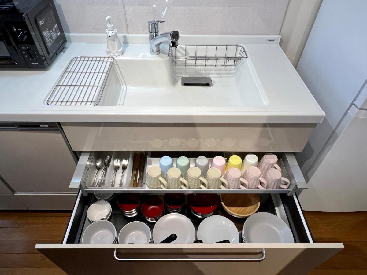 Apartment Value Stay, Immerse In Local Culture, Prime Location & Fast Wifi *