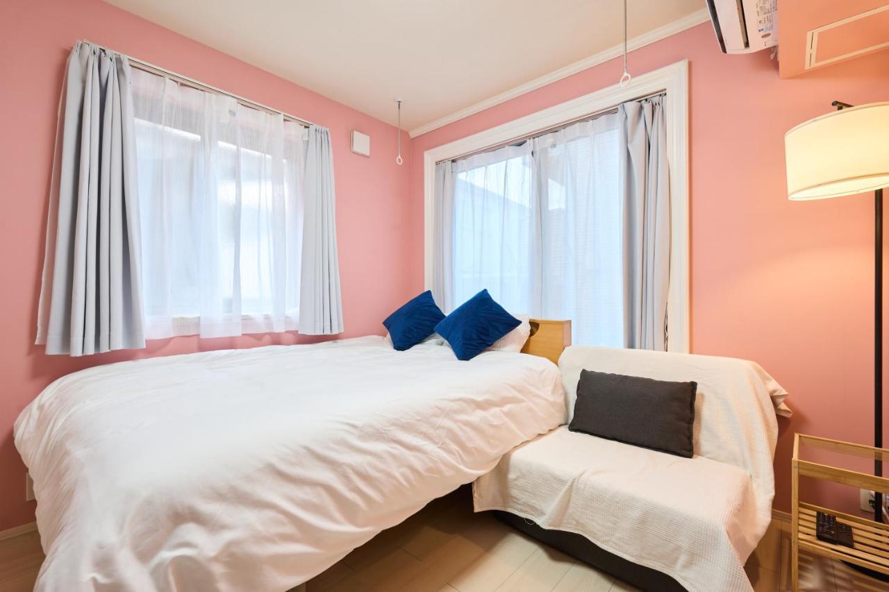 Shinjuku Colorbee Pretty House Tokyo