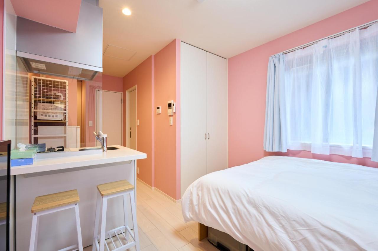 Shinjuku Colorbee Pretty House *