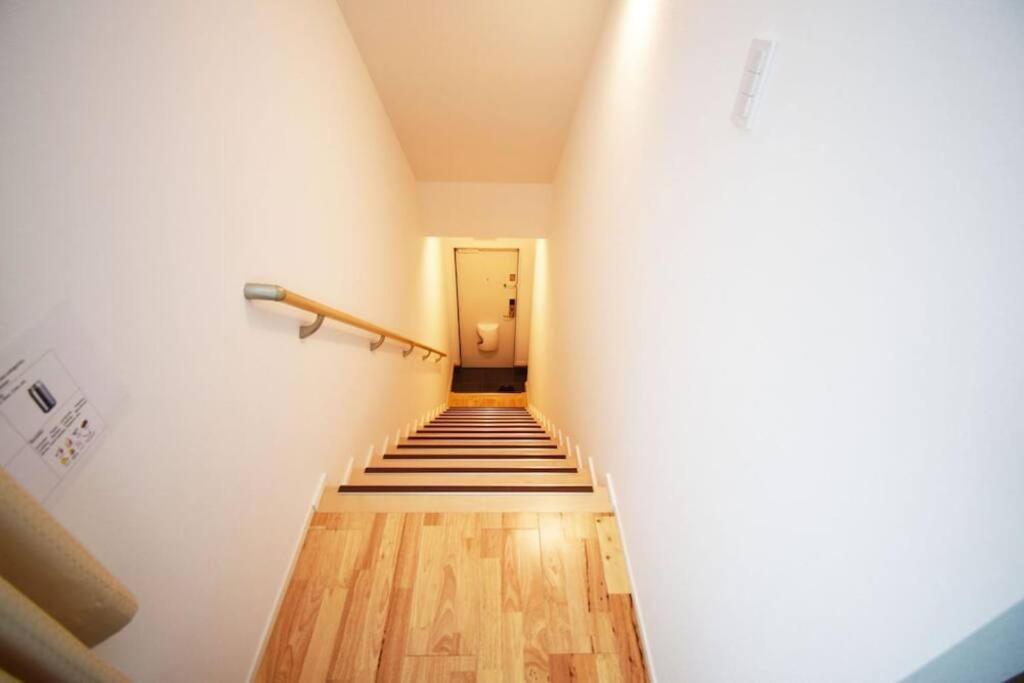 Apartment Comma House Minami-ikebukuro 301 *