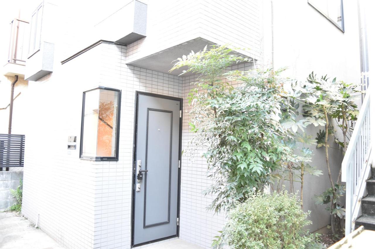 Villa 恵比寿二丁目戸建 *