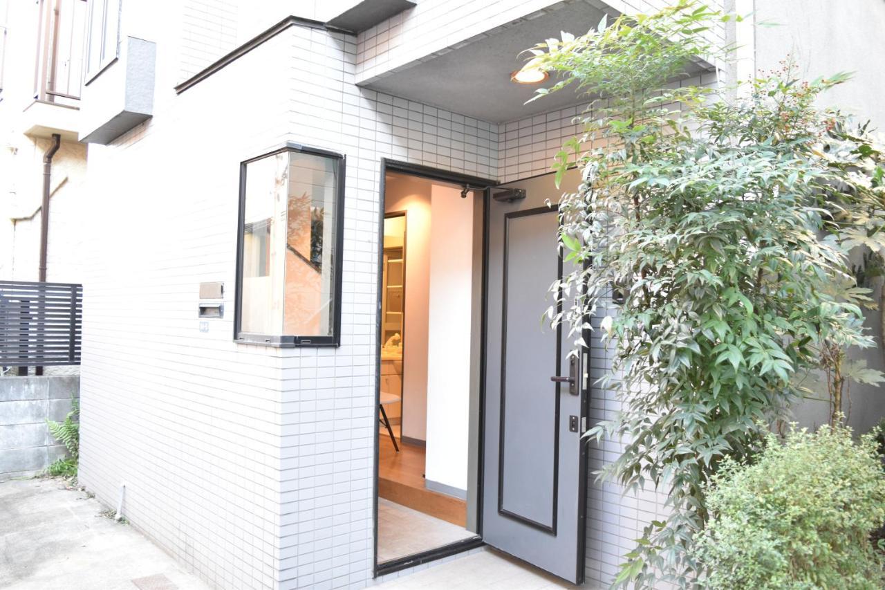 Villa 恵比寿二丁目戸建 *