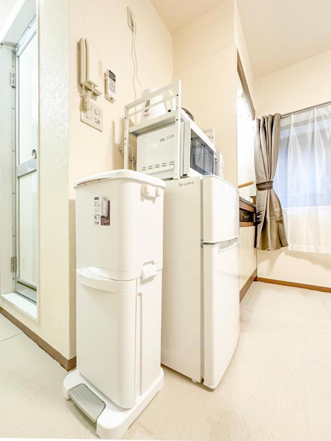 Family Or Business Travel 20 Percent Off 3 Minutes To Shinjuku Max 3 People
