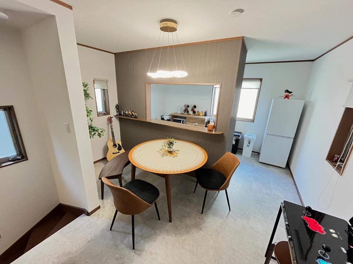 Holiday home Charming New Launch: Direct Access To Narita & Haneda Airports, Shinjuku, And Disneyland; Close To Asakusa & Akihabara! *