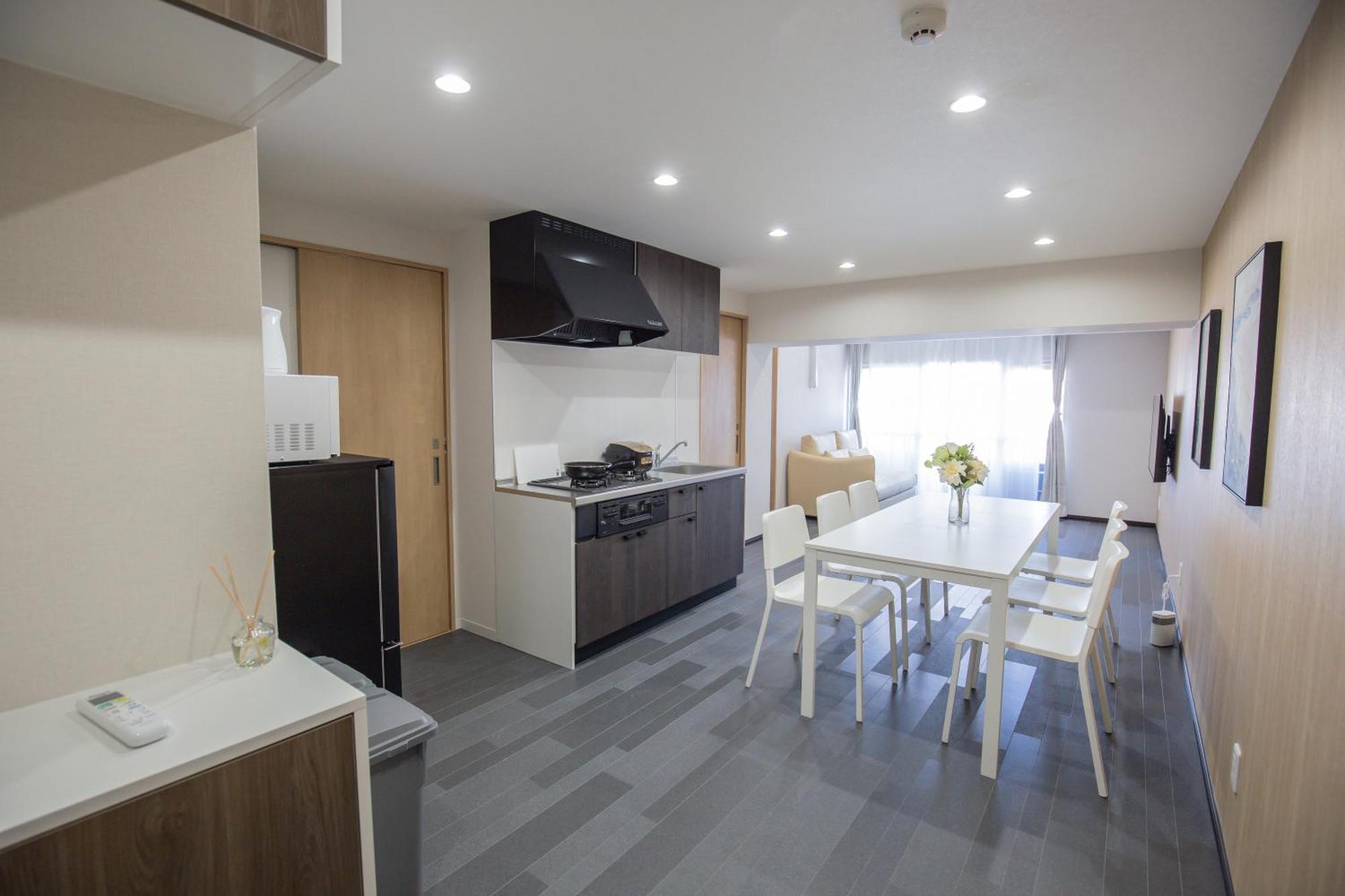 1min Walk To Higashi Shinjuku Sta 8ppl Shinjuku Gyoen丶 National Garden丶 Kabukicho丶 Shinjuku Station丶 Golden Gai丶 Metropolitan Government Building Yyoqa Apartment