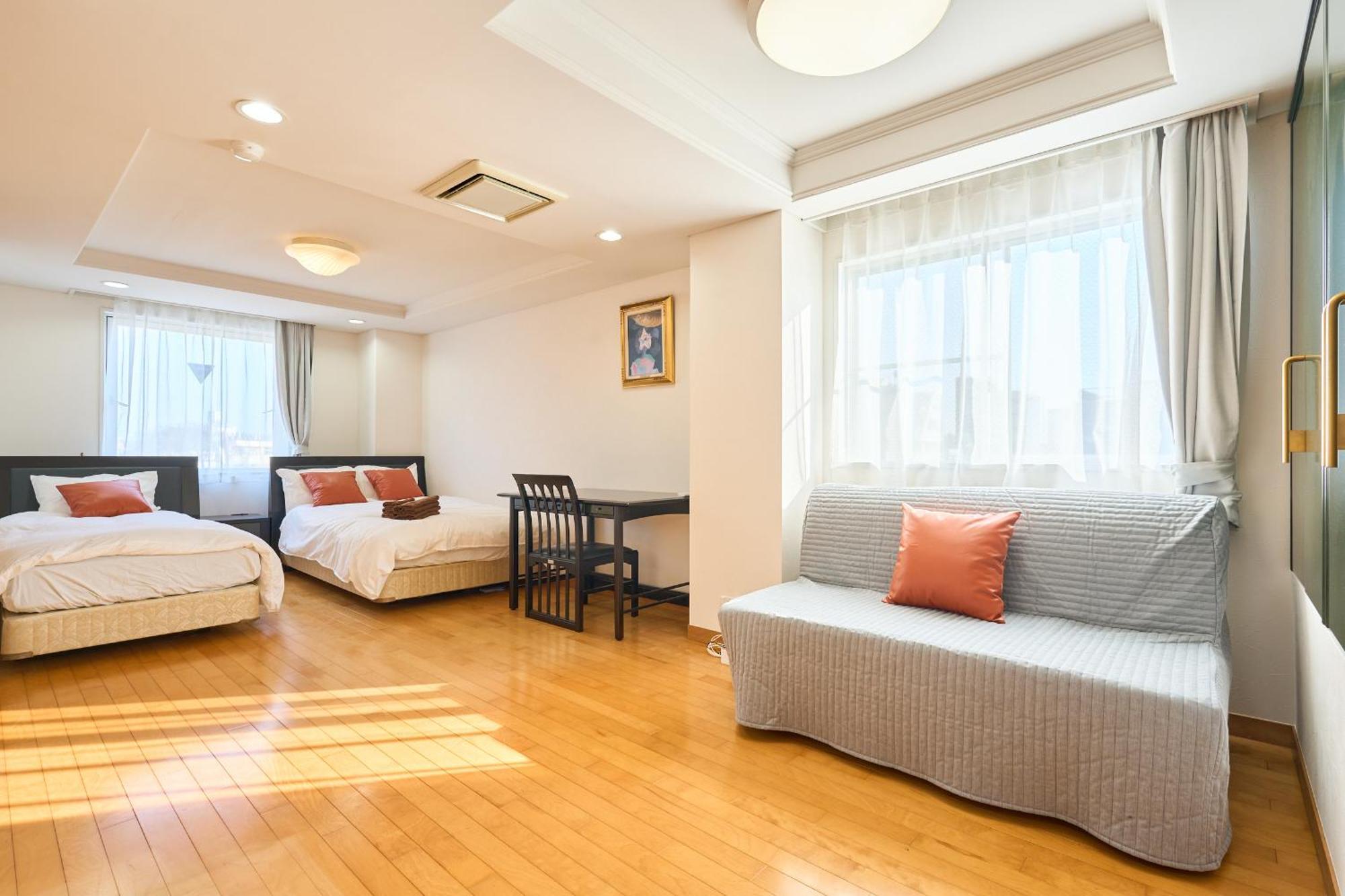 Apartment トータル140㎡/メゾネットタイプ豪華マンション/エレベーター付き/駅徒歩7分/最大16人 *