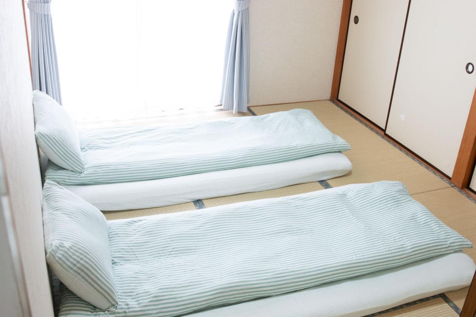 Apartment 1 Minute To Yamanote Line, Ultimate Convenience.